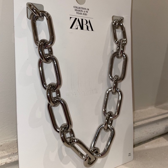 Limited edition silver link necklace - Picture 2 of 5